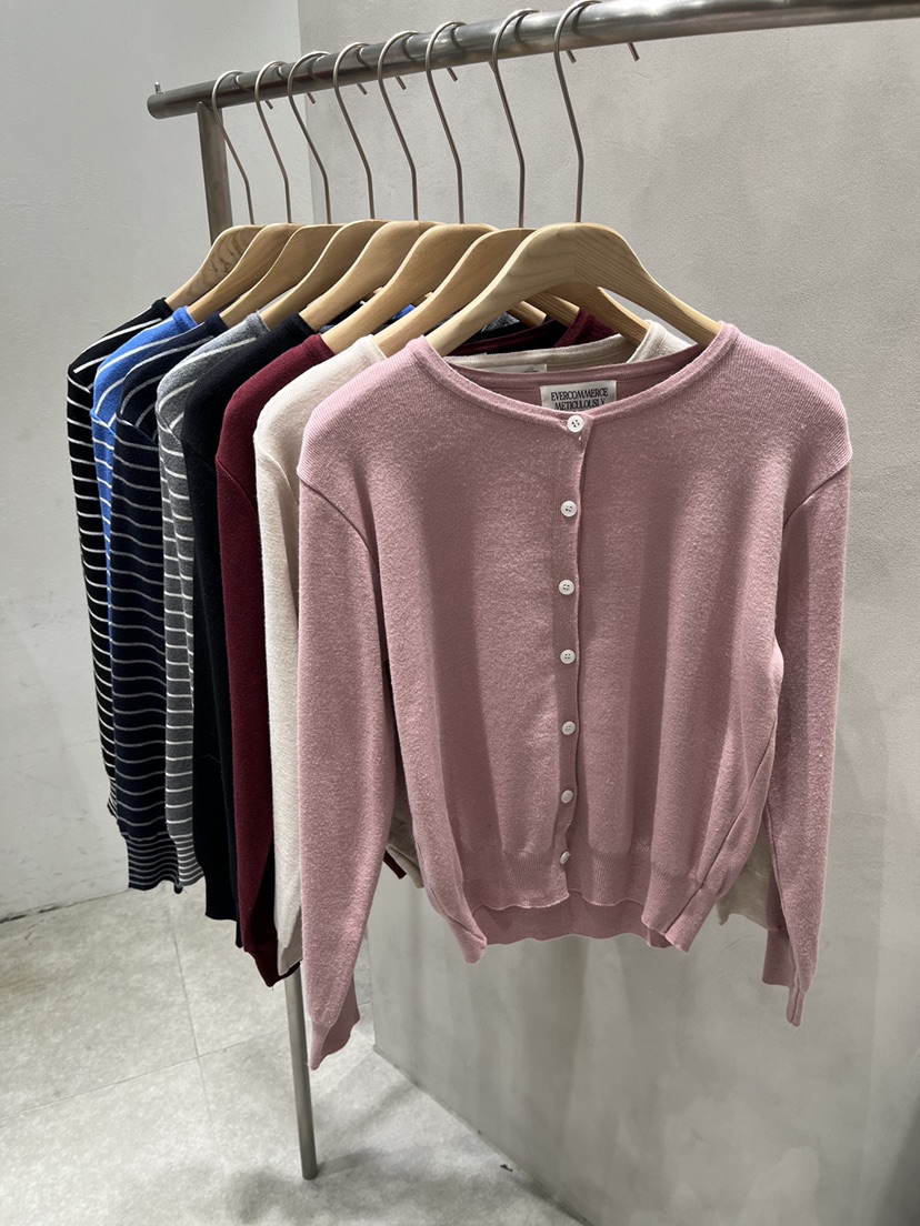 EVERCOMMERCE METICULOUSLY DESIGNED韓國直郵女士新品時尚針織衫開衫條紋EVERCOMMERCE METICULOUSLY DESIGNED針織衫