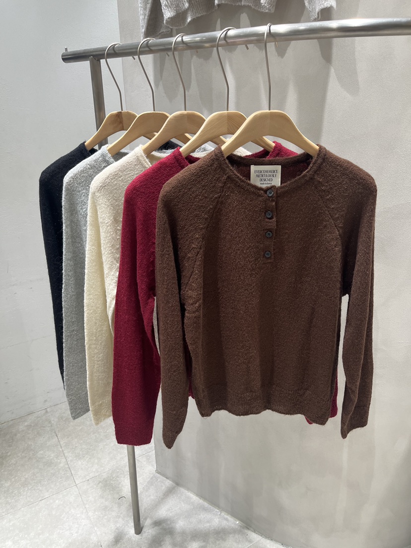 EVERCOMMERCE METICULOUSLY DESIGNED東大門實拍女士新款休閑針織衫馬海毛EVERCOMMERCE METICULOUSLY DESIGNED針織衫