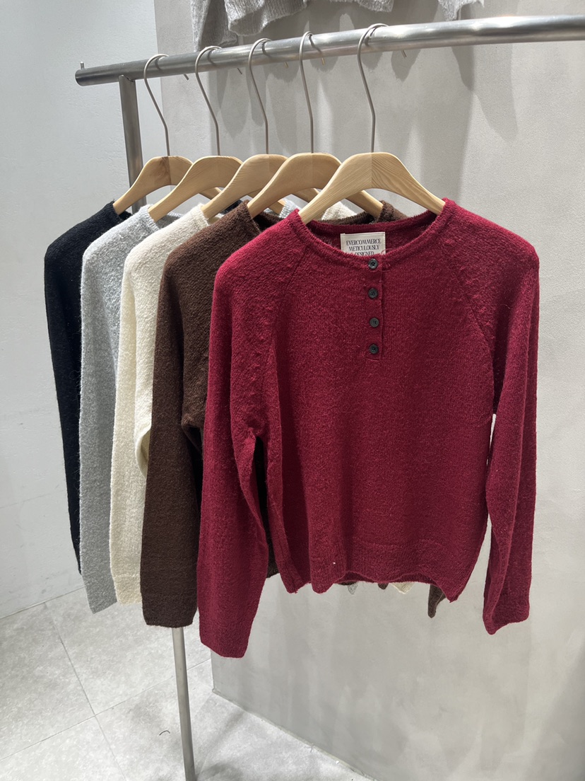 EVERCOMMERCE METICULOUSLY DESIGNED東大門實拍女士新款休閑針織衫馬海毛EVERCOMMERCE METICULOUSLY DESIGNED針織衫