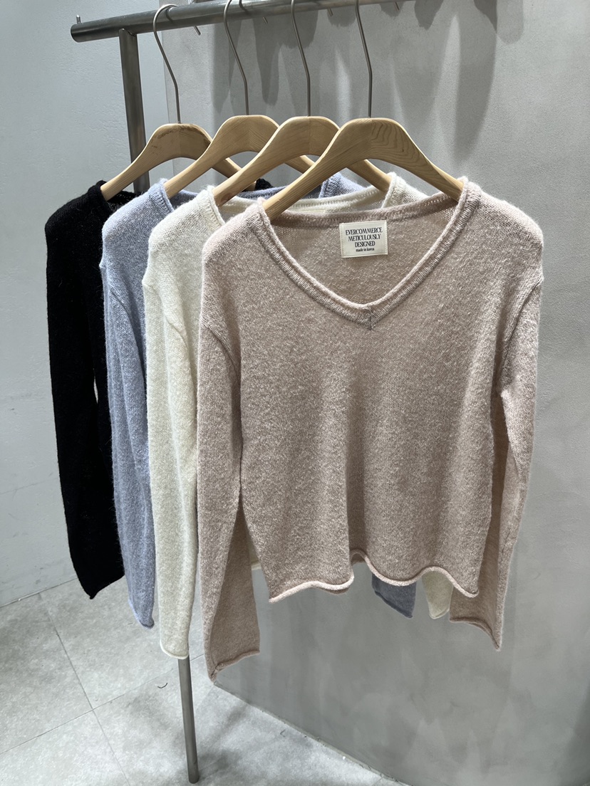 EVERCOMMERCE METICULOUSLY DESIGNED東大門直郵女士新品休閑針織衫EVERCOMMERCE METICULOUSLY DESIGNED針織衫