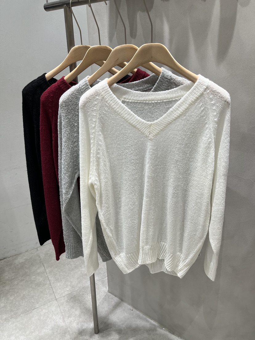 EVERCOMMERCE METICULOUSLY DESIGNED韓國代購女裝新款熱賣針織衫馬海毛EVERCOMMERCE METICULOUSLY DESIGNED針織衫