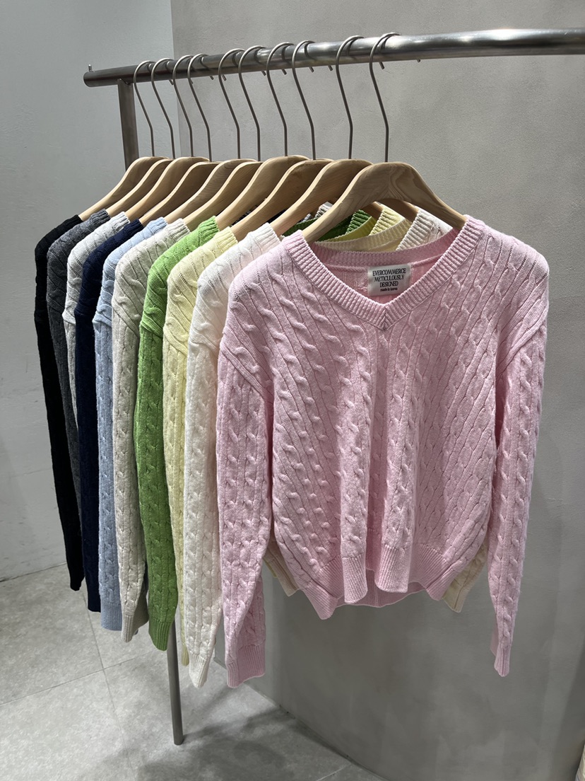 EVERCOMMERCE METICULOUSLY DESIGNED東大門直郵女士新款人氣針織衫棉質EVERCOMMERCE METICULOUSLY DESIGNED針織衫