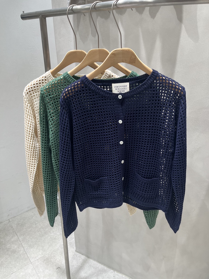EVERCOMMERCE METICULOUSLY DESIGNED東大門代購女裝新品人氣針織衫EVERCOMMERCE METICULOUSLY DESIGNED針織衫