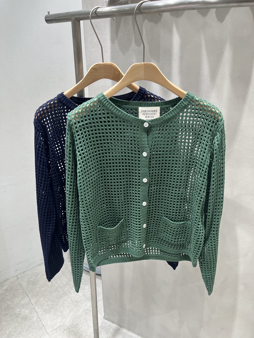 EVERCOMMERCE METICULOUSLY DESIGNED東大門代購女裝新品人氣針織衫EVERCOMMERCE METICULOUSLY DESIGNED針織衫