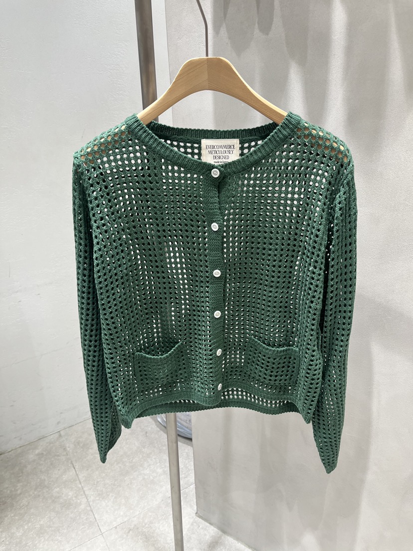 EVERCOMMERCE METICULOUSLY DESIGNED東大門代購女裝新品人氣針織衫EVERCOMMERCE METICULOUSLY DESIGNED針織衫圖色1