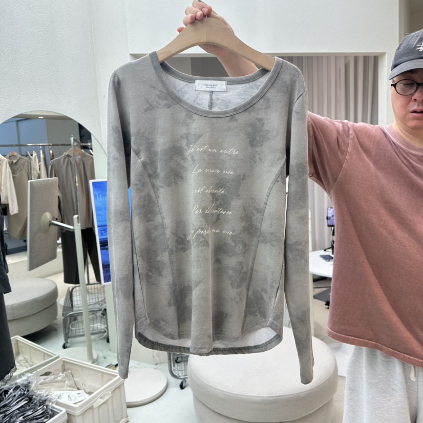 HUMMING BIRD東大門實拍女士新款時尚熱賣真品人氣長袖T恤HUMMING BIRD長袖T恤圖色1