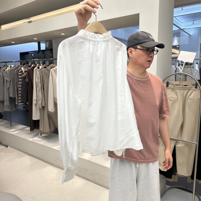 HUMMING BIRD韓國代購女裝新品真品時尚熱賣休閑襯衫蕾絲衫HUMMING BIRD襯衫/蕾絲衫