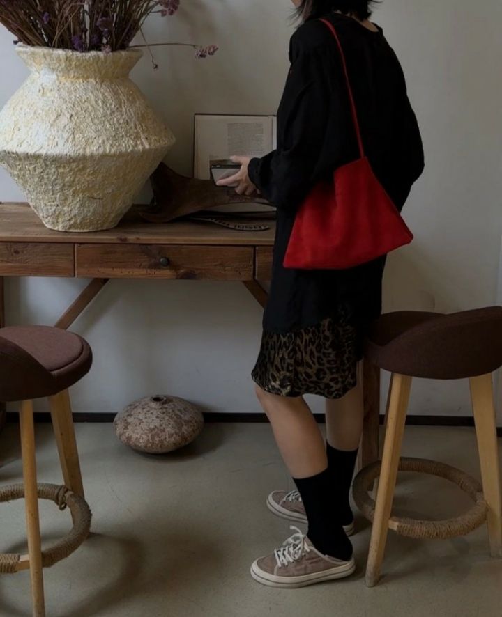 TROUVAILLE東大門直郵女裝新款人氣單肩斜跨包絨面革牛皮TROUVAILLE單肩/斜跨包