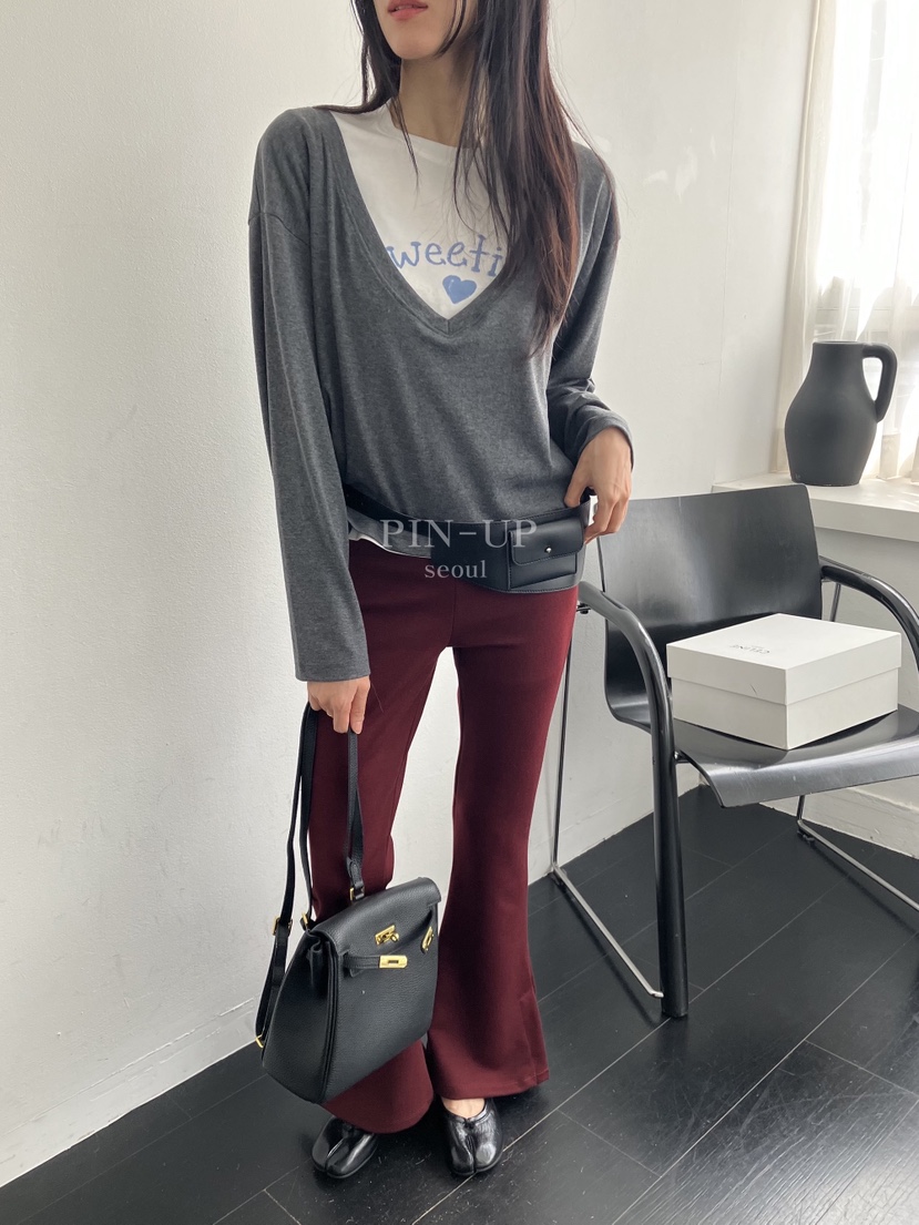 PIN-UP東大門實拍女裝新款休閑時尚熱賣推薦長袖T恤V領深VPIN-UP長袖T恤