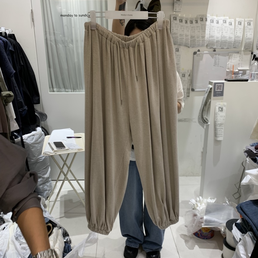 MONDAY TO SUNDAY東大門實拍女士新品真品人氣休閑褲褶皺MONDAY TO SUNDAY休閑褲圖色1