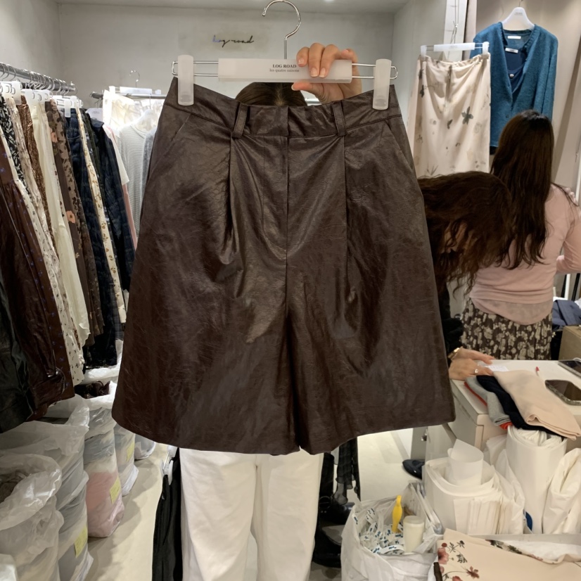LOGROAD東大門實拍女士新品人氣真品熱賣休閑推薦短褲皮革LOG ROAD短褲圖色2棕色