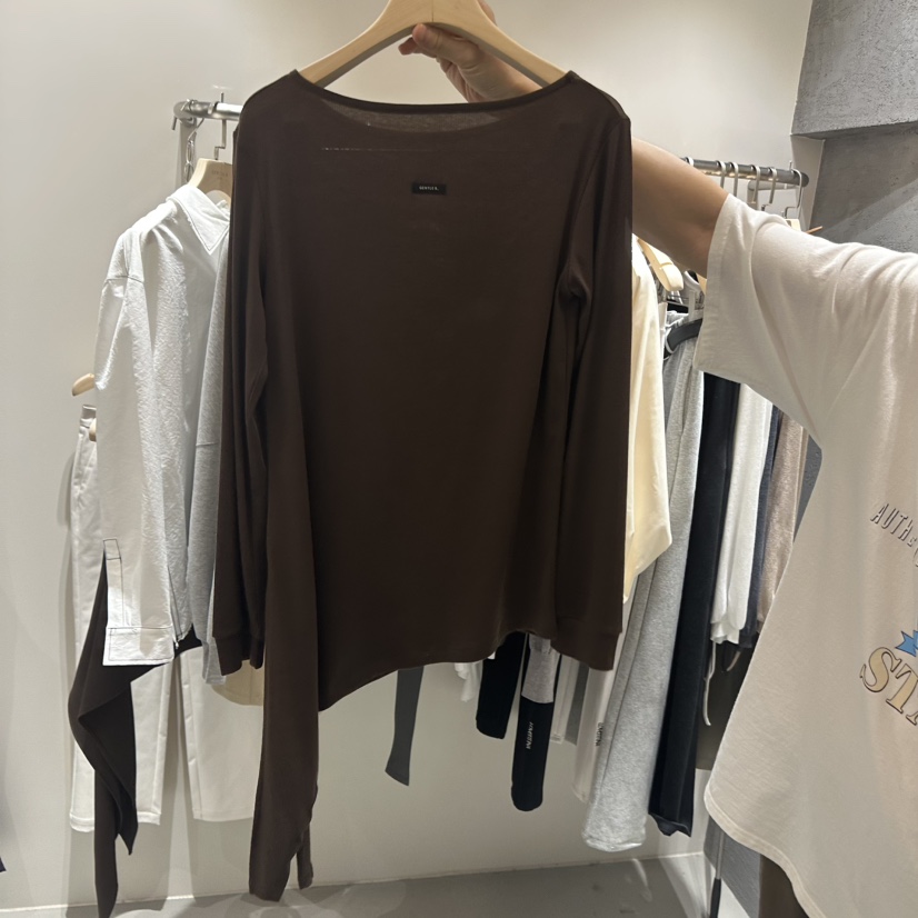 GENTLE B/LOVENTINA東大門代購女裝新品人氣時尚長袖T恤GENTLE B/LOVENTINA長袖T恤