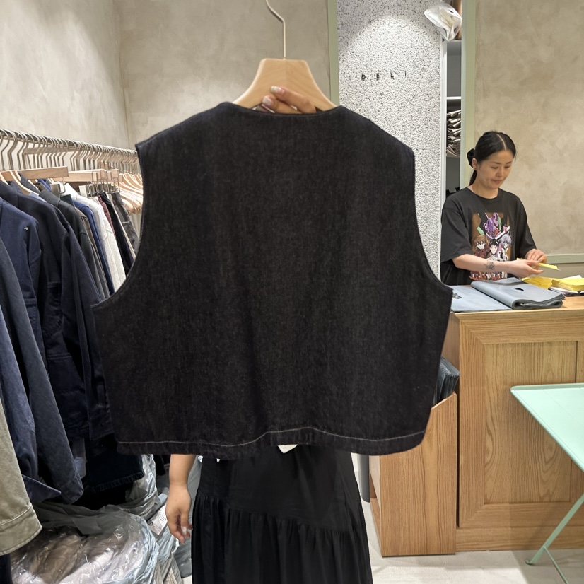 DELI JENNY東大門代購女裝新款休閑真品推薦人氣熱賣馬甲DELI JENNY馬甲
