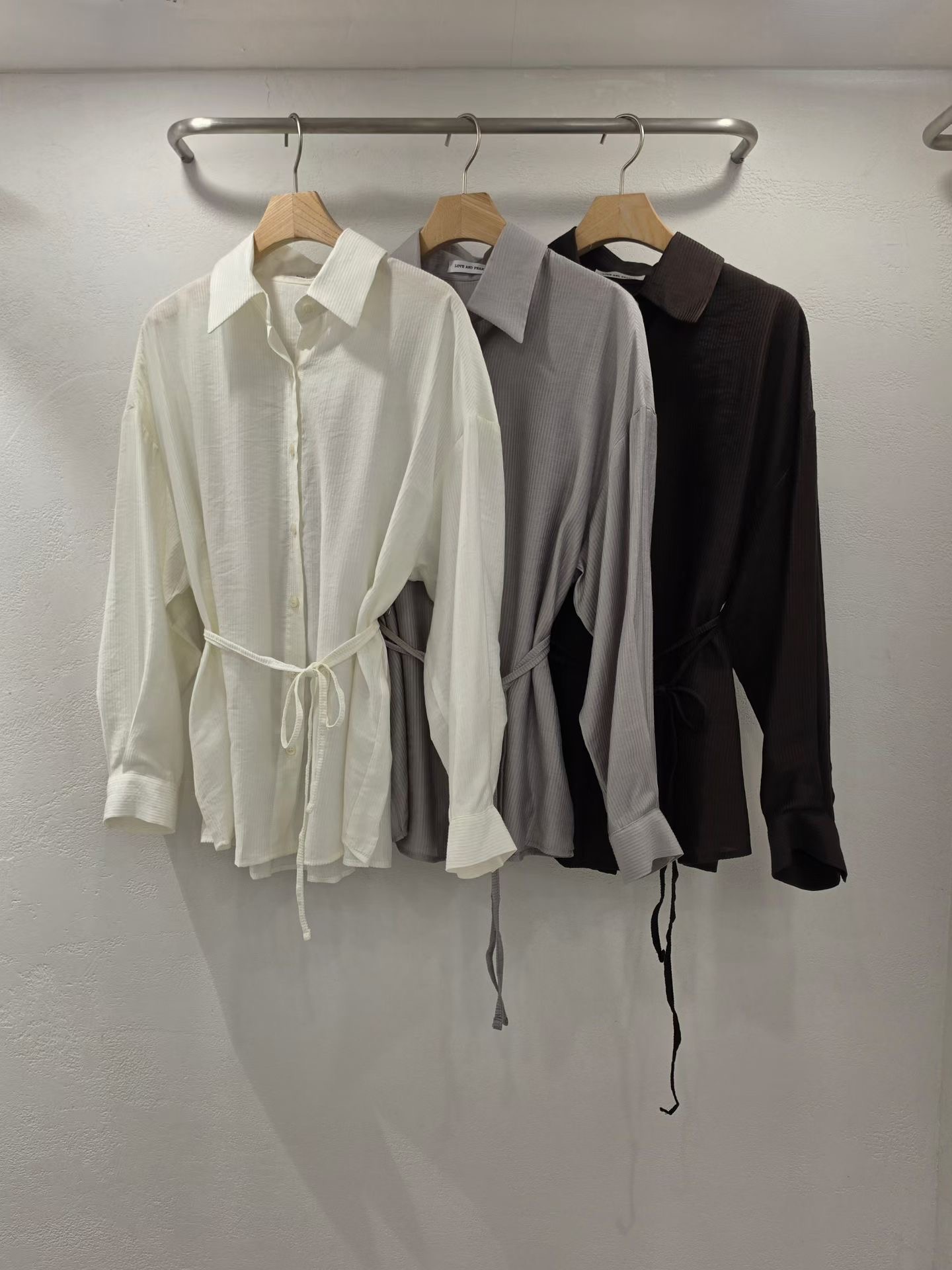 LOVE AND PEARLS東大門實拍女士新品時尚真品襯衫蕾絲衫LOVE AND PEARLS襯衫/蕾絲衫