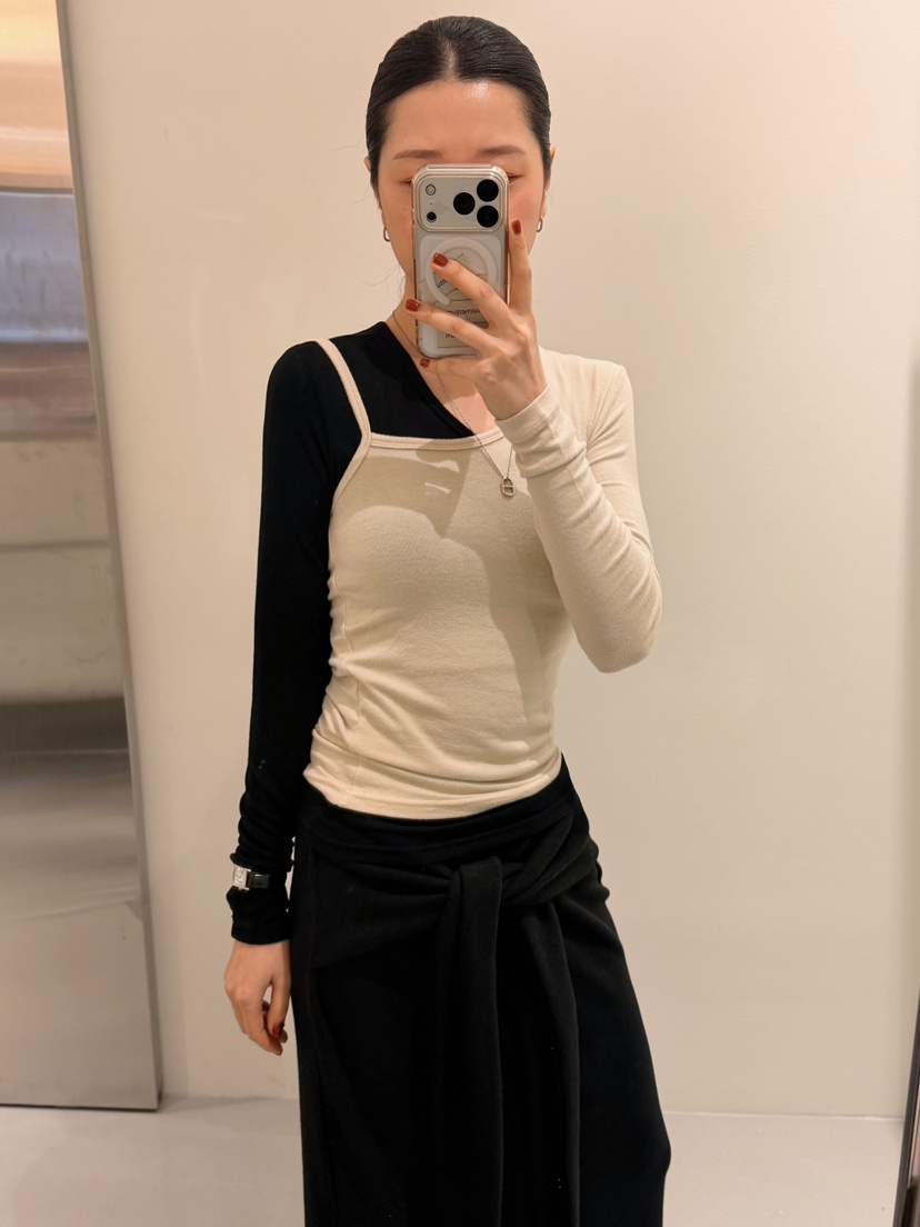 MOMENTUM韓國代購女士新款熱賣時尚人氣真品長袖T恤不對稱MOMENTUM長袖T恤