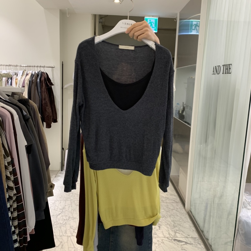 VENIR-A韓國直郵女士新品時尚熱賣推薦真品長袖T恤假兩件VENIR-A長袖T恤圖色2墨
