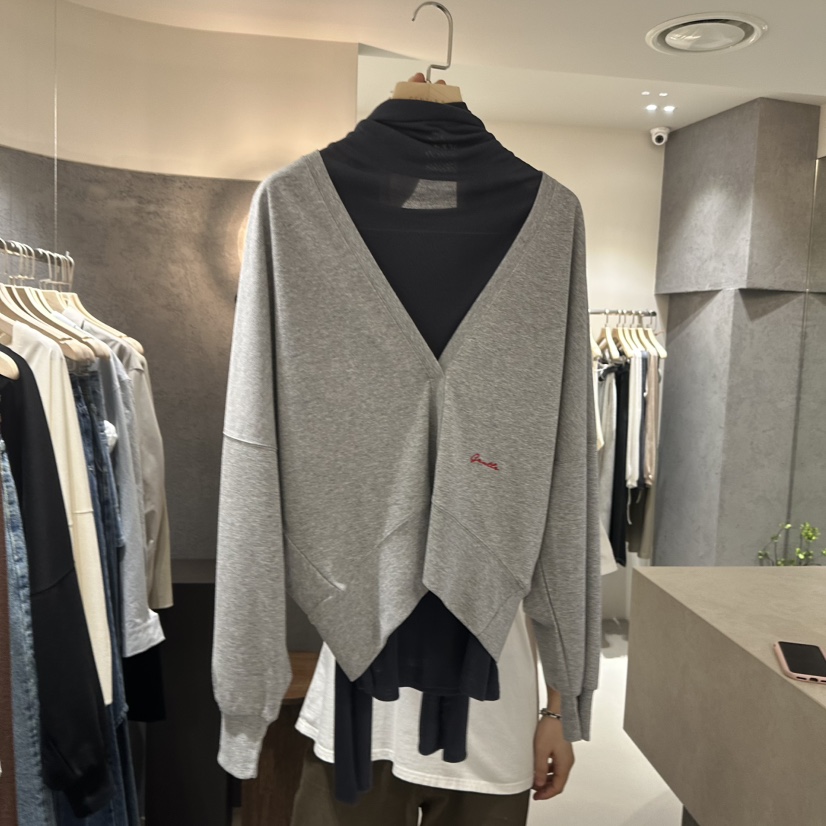 GENTLE B/LOVENTINA東大門實拍女裝新品熱賣衛衣不含內搭GENTLE B/LOVENTINA衛衣圖色2