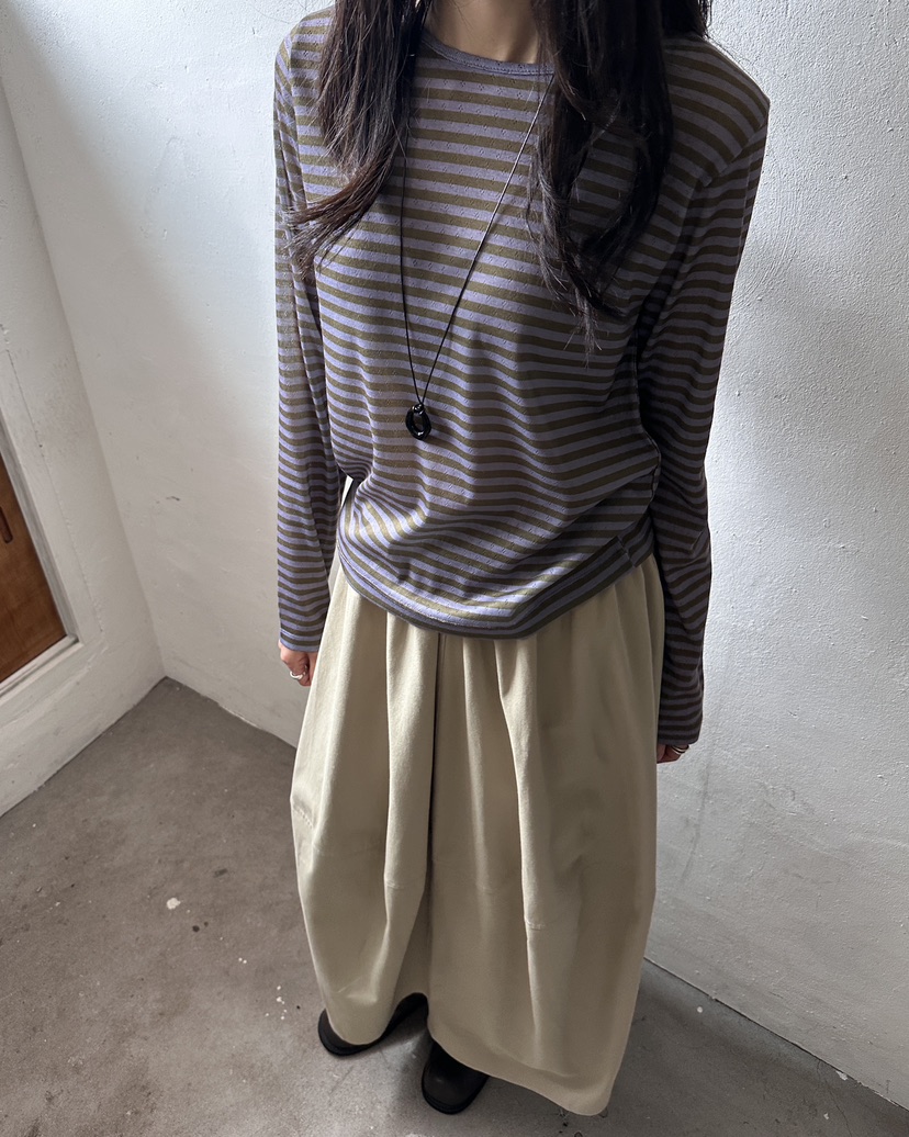 HOWDY/FACT THE NERD東大門實拍女士新品熱賣人氣長袖T恤HOWDY/FACT THE NERD長袖T恤