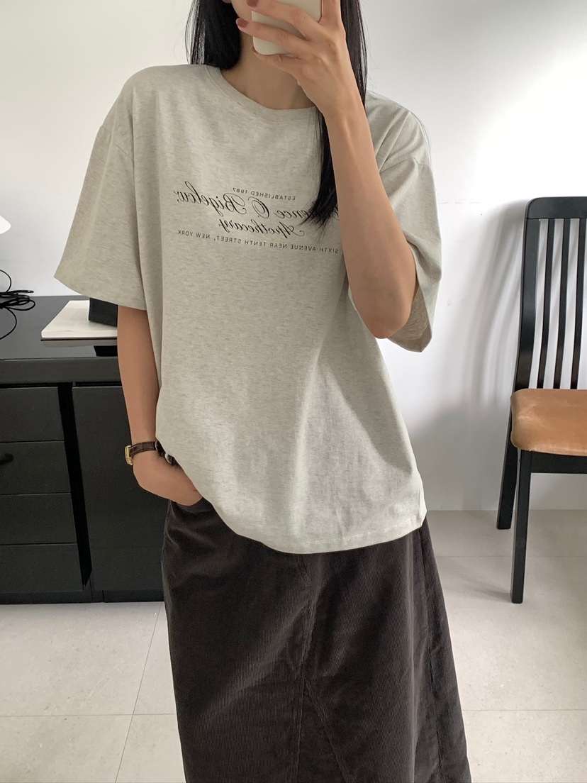 BLEECKER東大門實拍女裝新款真品時尚熱賣休閑推薦T恤字母BLEECKERT恤