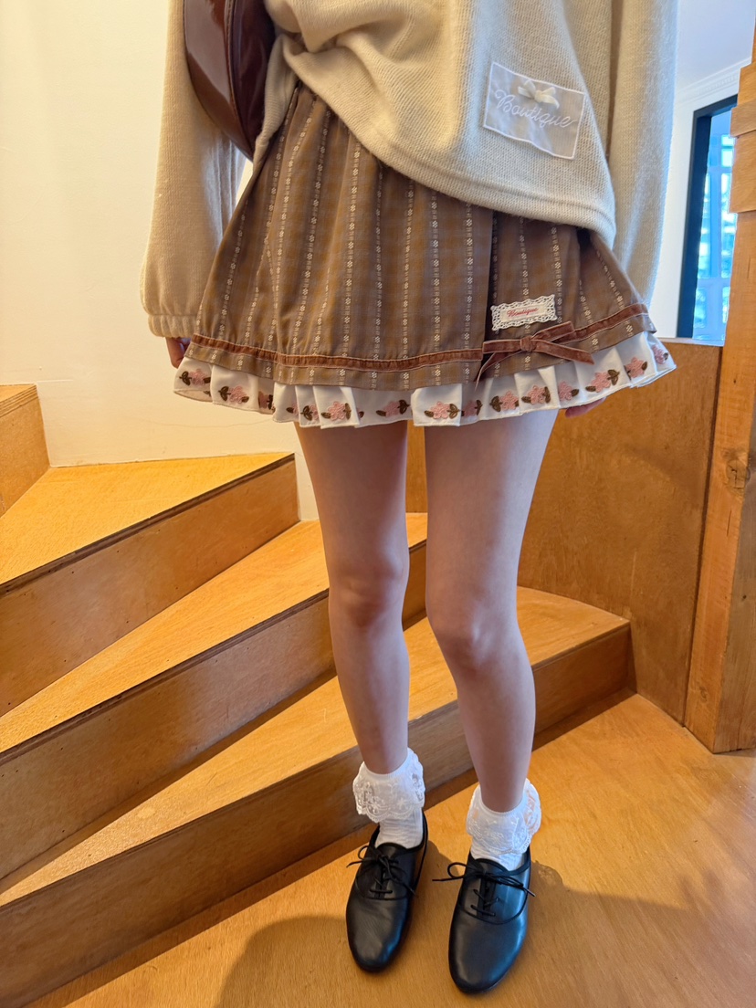 BOUTIQUE-L東大門實拍女裝新品推薦時尚真品休閑短裙刺繡BOUTIQUE-L短裙
