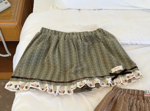 BOUTIQUE-L東大門實拍女裝新品推薦時尚真品休閑短裙刺繡BOUTIQUE-L短裙圖色2