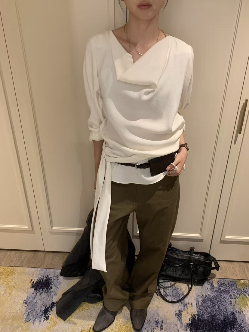 LOFN韓國代購女裝新品真品職業時尚人氣推薦休閑襯衫蕾絲衫LOFN襯衫/蕾絲衫