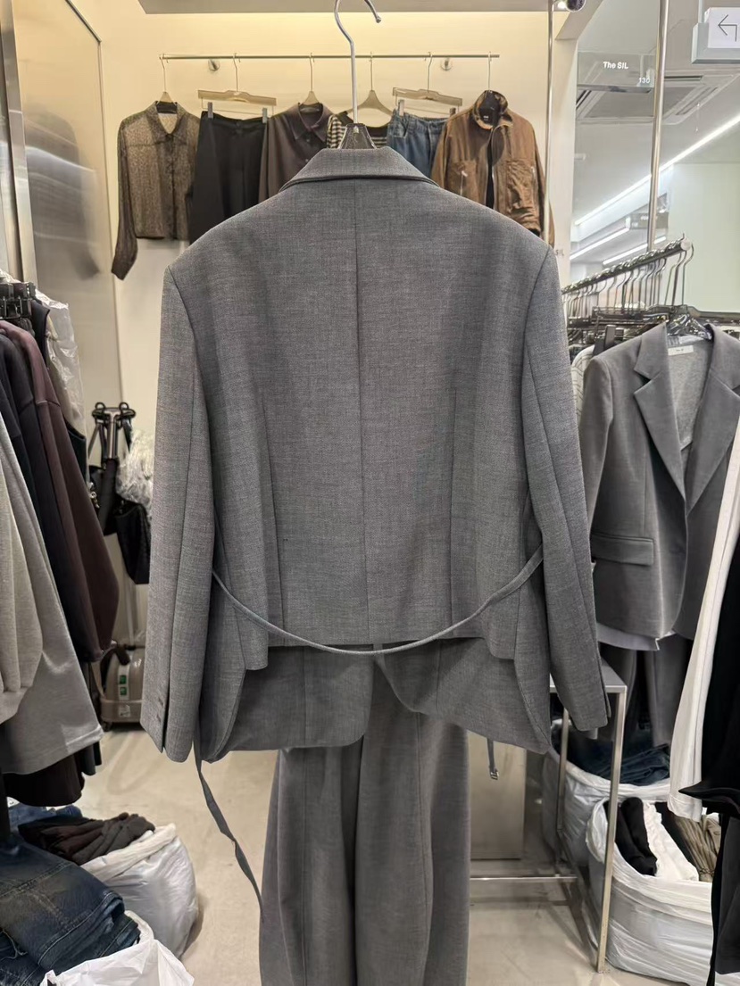 THE SIL東大門實拍女士新品熱賣真品時尚人氣西裝西服疊穿THE SIL/1 2ILLY西裝/西服