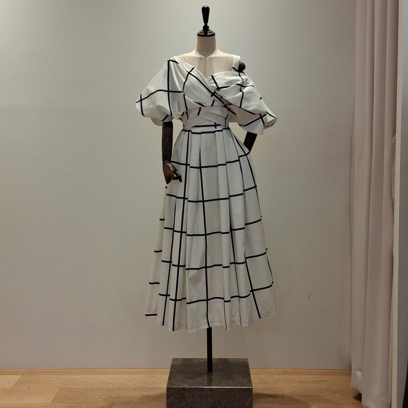 VAN NZILL韓國直郵女士新品休閑真品熱賣人氣時尚連衣裙VAN NZILL連衣裙圖色1