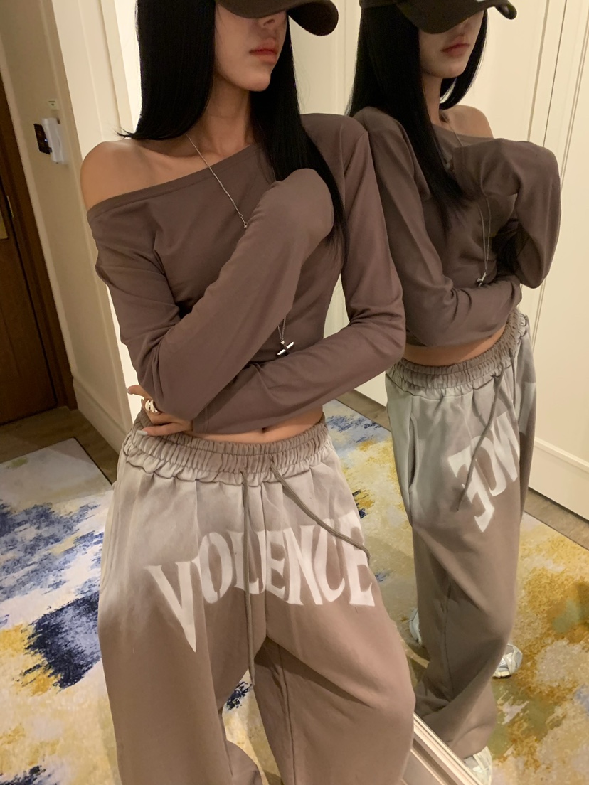 BADCALM東大門直郵女士新品人氣熱賣休閑真品時尚長袖T恤BADCALM長袖T恤
