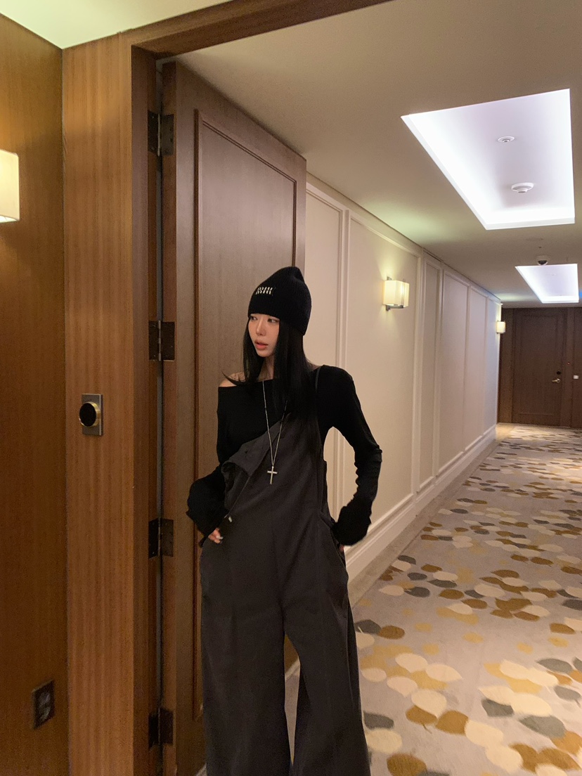 BADCALM韓國直郵女裝新品熱賣真品推薦人氣休閑時尚背帶褲BADCALM背帶褲