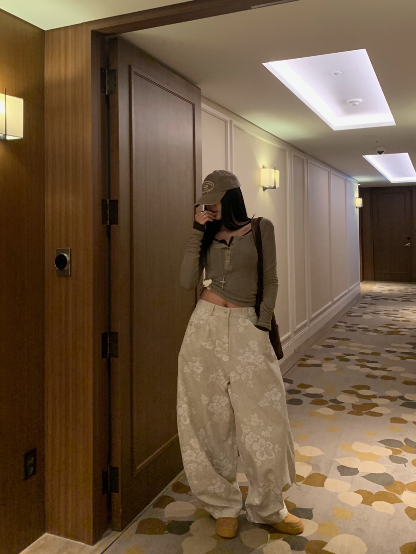 BADCALM東大門直郵女士新款時尚推薦休閑真品熱賣長袖T恤BADCALM長袖T恤