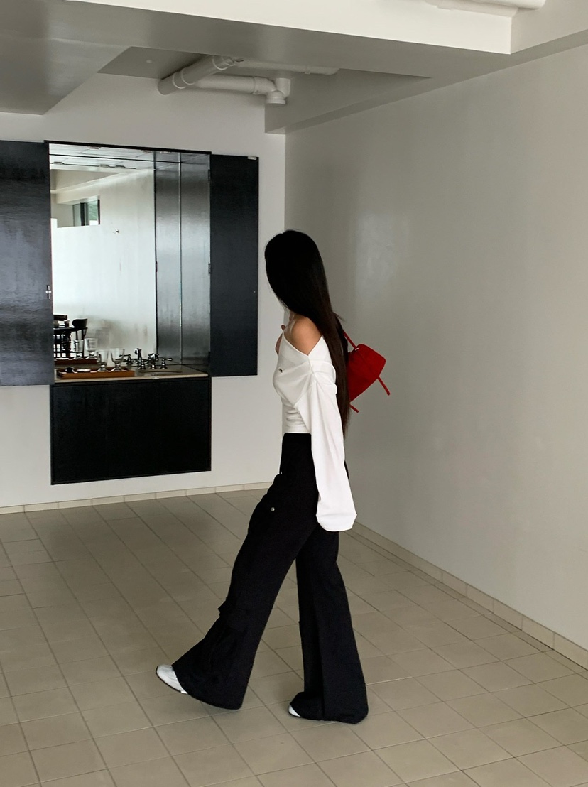 REVE CITE-L韓國直郵女裝新款真品人氣熱賣長袖T恤褶皺REVE CITE-L長袖T恤