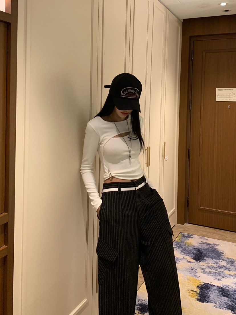 BADCALM東大門直郵女士新品人氣時尚真品熱賣推薦長袖T恤BADCALM長袖T恤