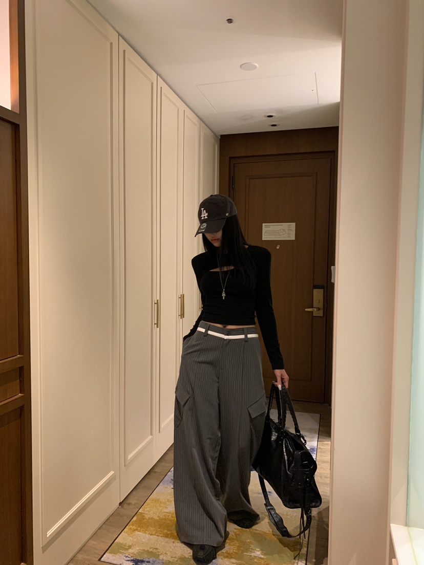 BADCALM東大門直郵女士新品人氣時尚真品熱賣推薦長袖T恤BADCALM長袖T恤