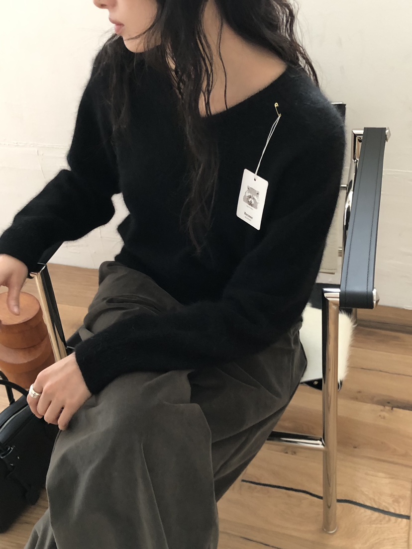 LE VASE東大門實拍女士新款休閑人氣時尚熱賣針織衫V領浣熊LE VASE針織衫圖色3