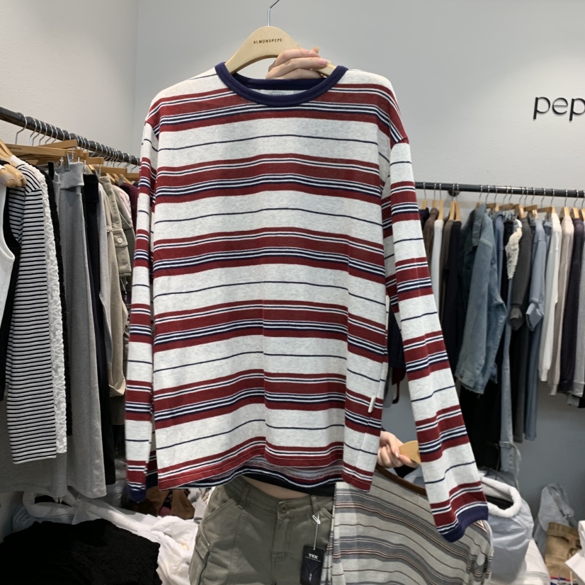 ALMOND PEPE東大門代購女裝新品熱賣推薦人氣真品長袖T恤ALMOND PEPE長袖T恤圖色2