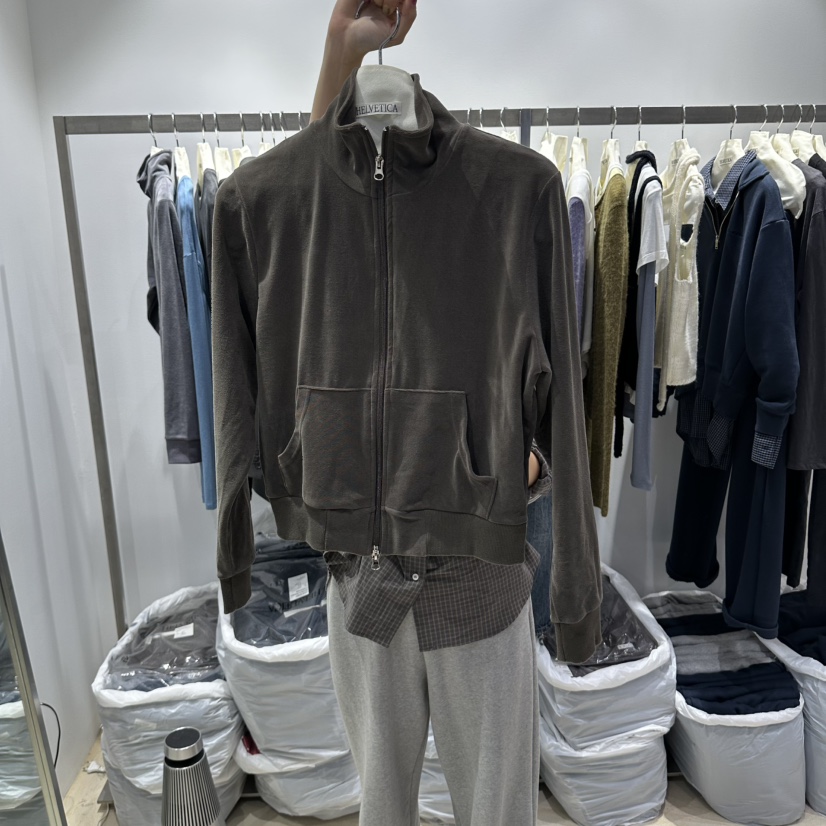 HELVETICA PLUS韓國直郵女裝新品時尚人氣衛衣口袋拉鏈絨HELVETICA衛衣圖色2卡其綠