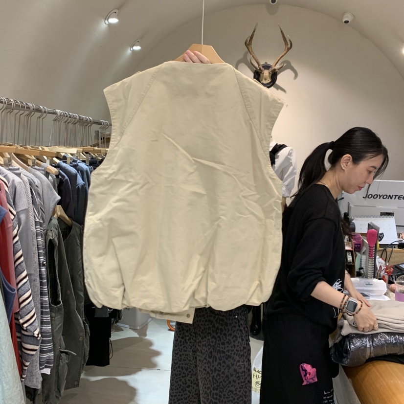 BLACKFRIDAY韓國代購女裝新品人氣休閑熱賣時尚推薦真品馬甲BLACK FRIDAY馬甲