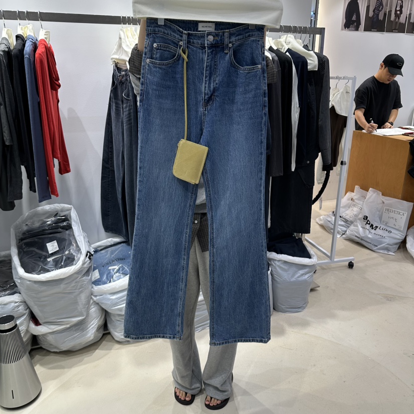 HELVETICA PLUS韓國代購女士新款休閑時尚真品牛仔褲不含包HELVETICA牛仔褲圖色1
