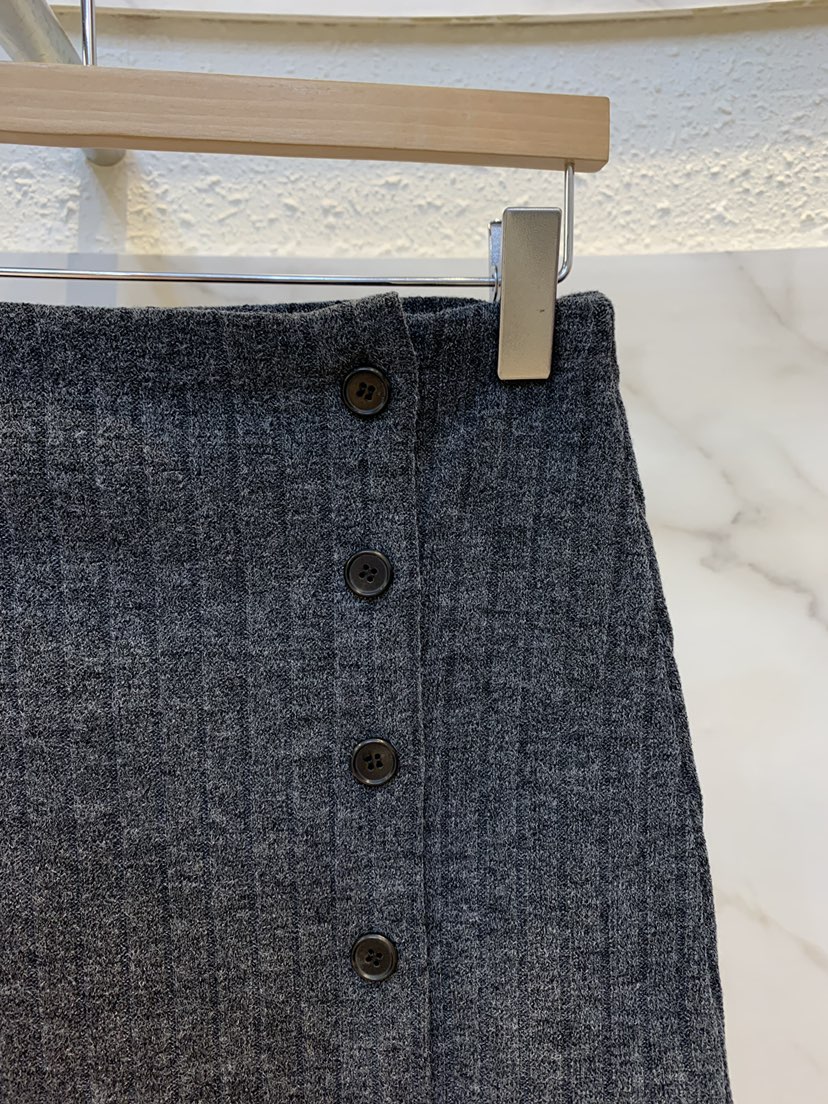 OLIVE TrEE東大門實拍女裝新品休閑熱賣真品吊帶背心經典OLIVE TrEE吊帶/背心