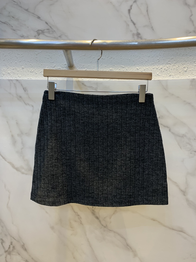 OLIVE TrEE東大門實拍女裝新品休閑熱賣真品吊帶背心經典OLIVE TrEE吊帶/背心