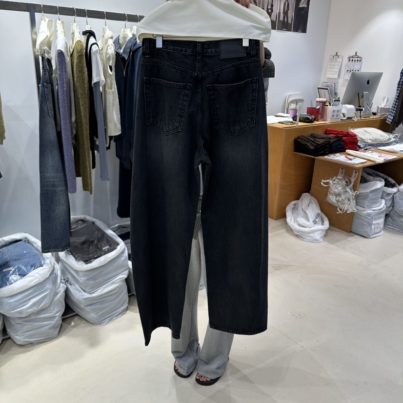 HELVETICA PLUS東大門實拍女士新品人氣休閑熱賣真品牛仔褲HELVETICA牛仔褲