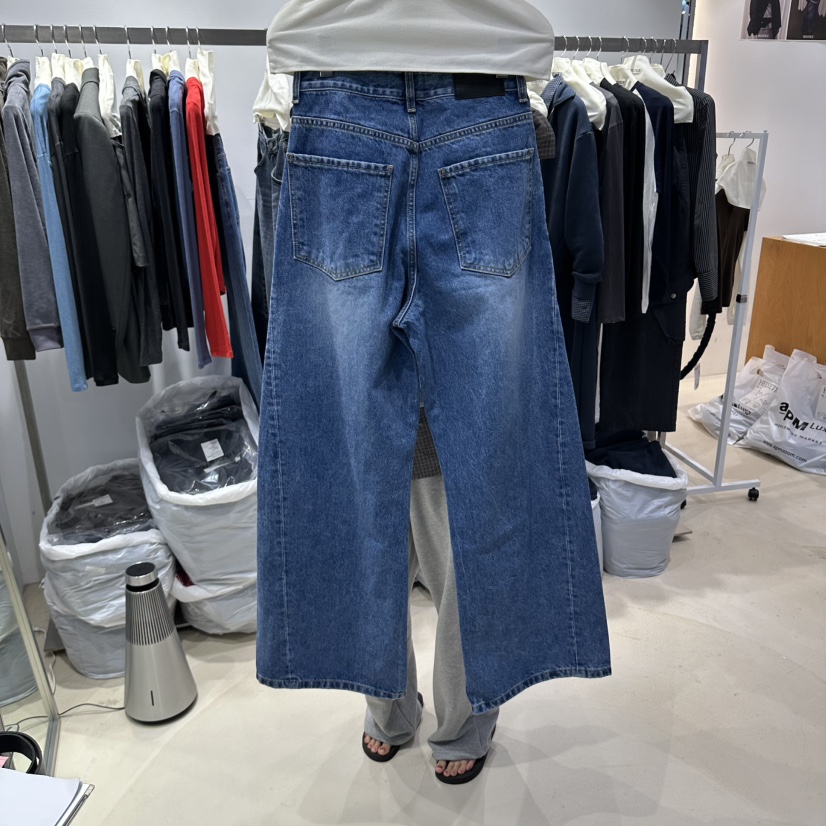 HELVETICA PLUS東大門直郵女士新品休閑時尚熱賣真品牛仔褲HELVETICA牛仔褲