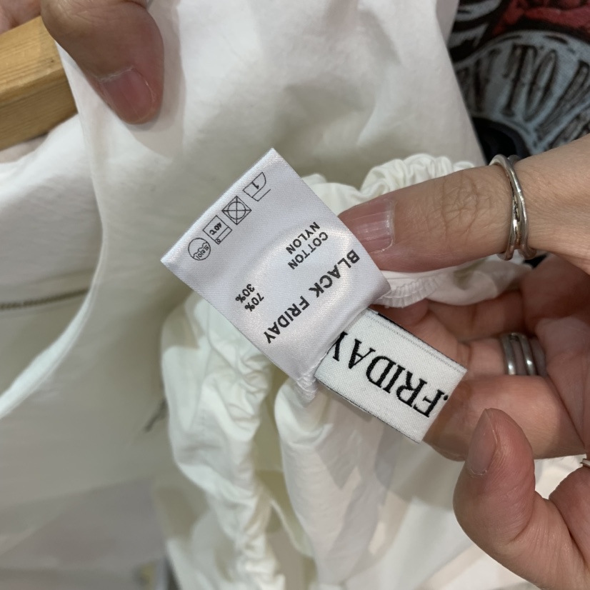 BLACKFRIDAY韓國代購女裝新款休閑推薦時尚人氣熱賣真品衛衣BLACK FRIDAY衛衣