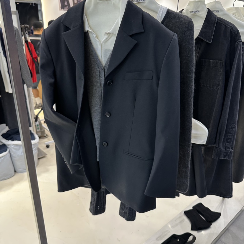HELVETICA PLUS韓國直郵女裝新品時尚推薦熱賣人氣西裝西服HELVETICA西裝/西服圖色2
