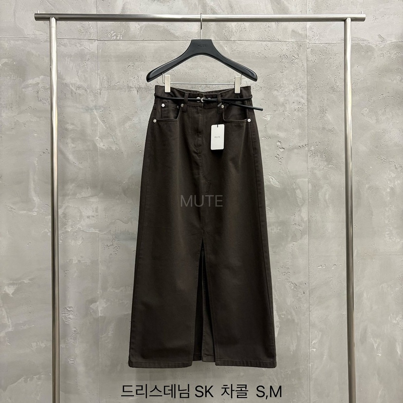 MUTE-P東大門代購女裝新品休閑推薦熱賣時尚人氣長裙含腰帶MUTE長裙圖色2墨色