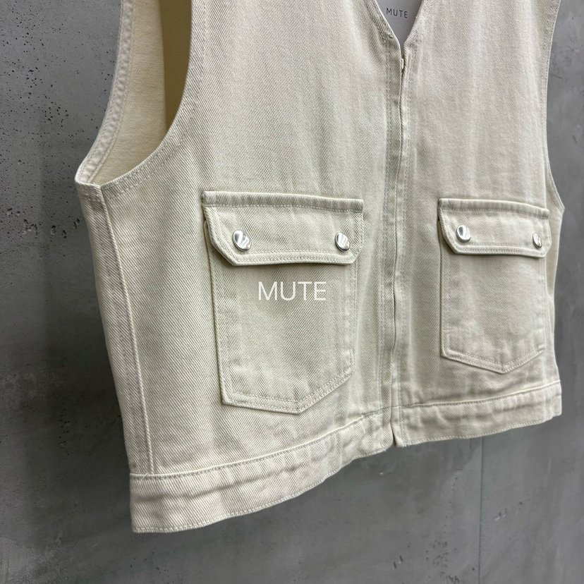 MUTE-P東大門直郵女裝新款時尚推薦熱賣真品休閑人氣馬甲MUTE馬甲