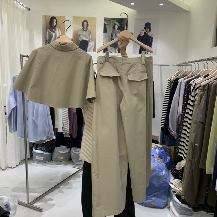 YUNBAL東大門直郵女裝新品休閑人氣推薦時尚真品熱賣套裝YUNBAL套裝