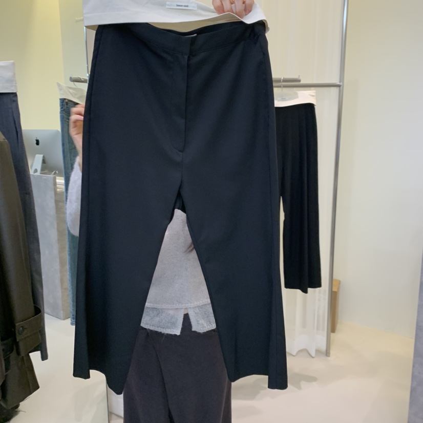 HWAE AND韓國代購女裝新款休閑熱賣真品推薦時尚人氣短褲HWAE AND短褲圖色2黑