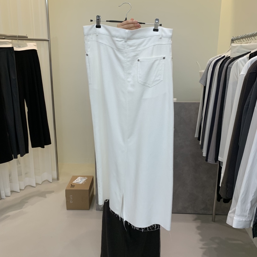 HWAE AND韓國代購女裝新品休閑真品推薦熱賣時尚人氣長裙HWAE AND長裙